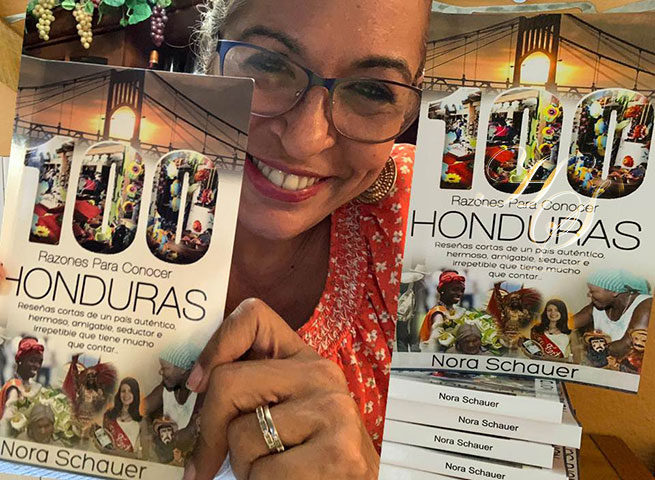 Nora Schauer lanza su libro 100 razones para conocer Honduras