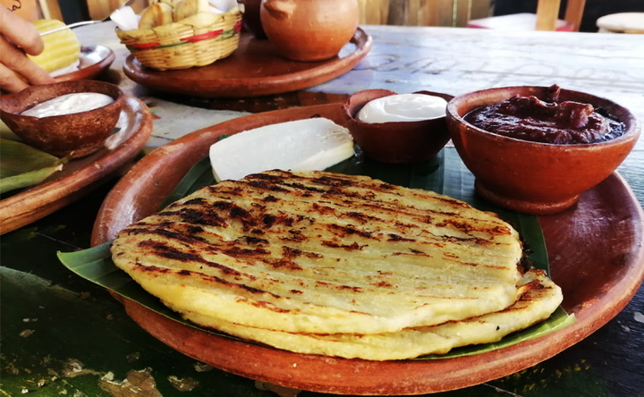 Receta de Riguas de elote hondureñas