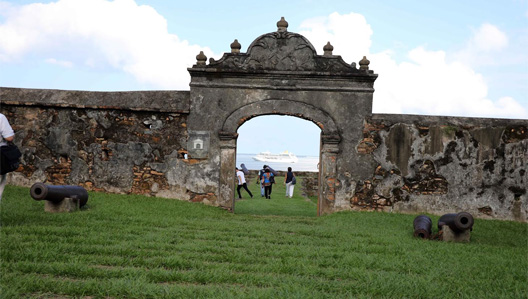 El castillo de Santa Bárbara, Honduras