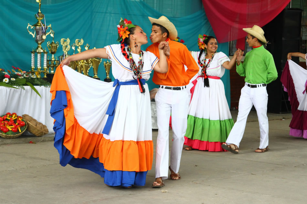 Oro Lenca, participará en evento virtual cultural con Brasil