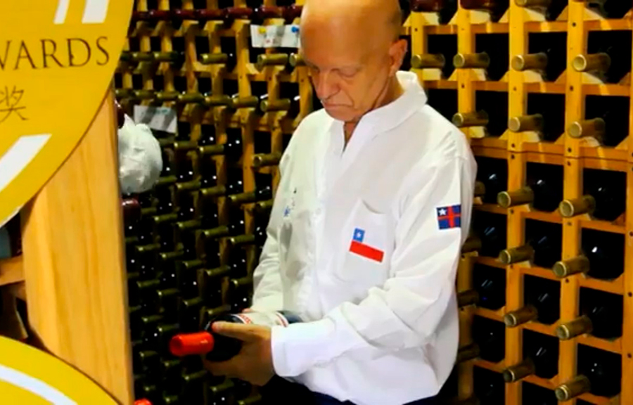 Embajador de Chile destacó marca de vino hondureño Hato Mayor