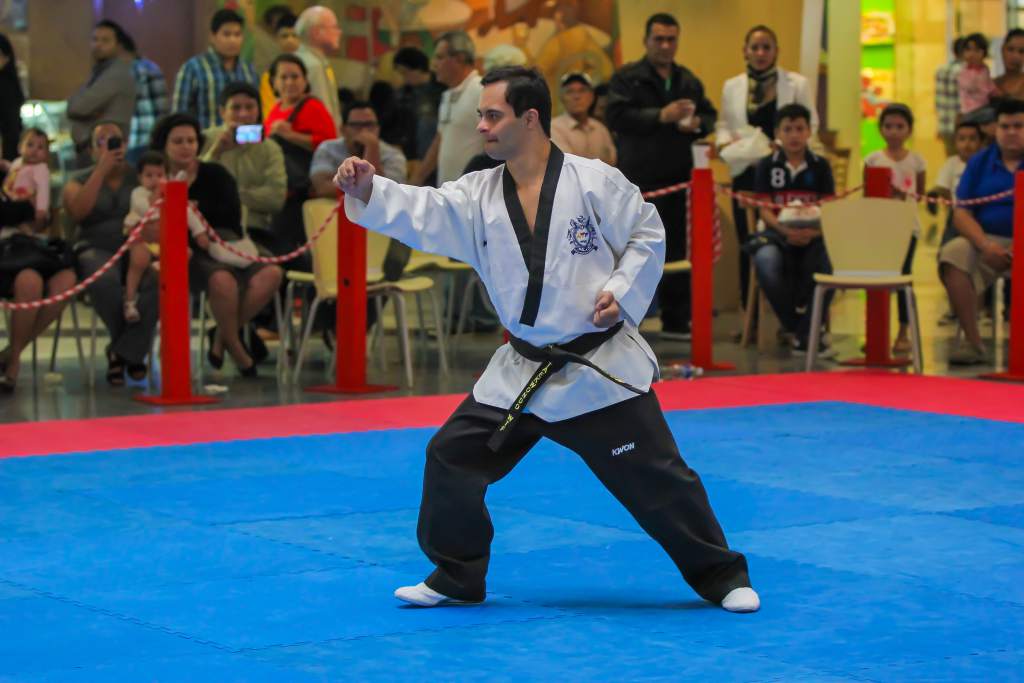 Guillermo Erazo ganó una nueva competencia de Taekwondo