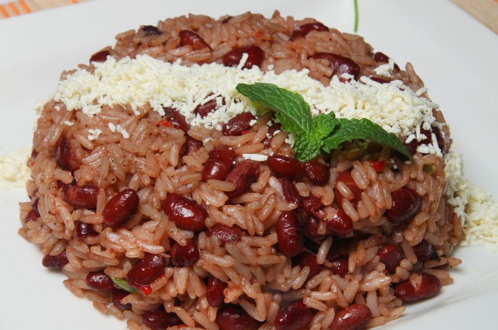 Receta de rice and beans con coco, hondureña