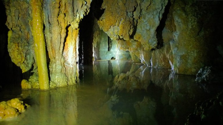 Cuevas de Susmay, Honduras