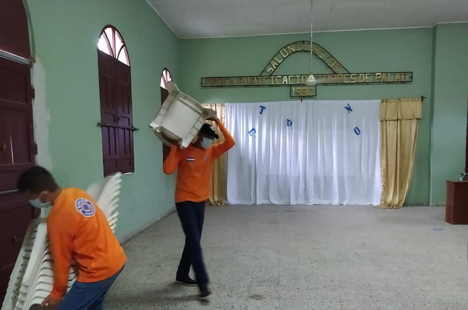 Habilitan albergues por Huracán ETA en Honduras