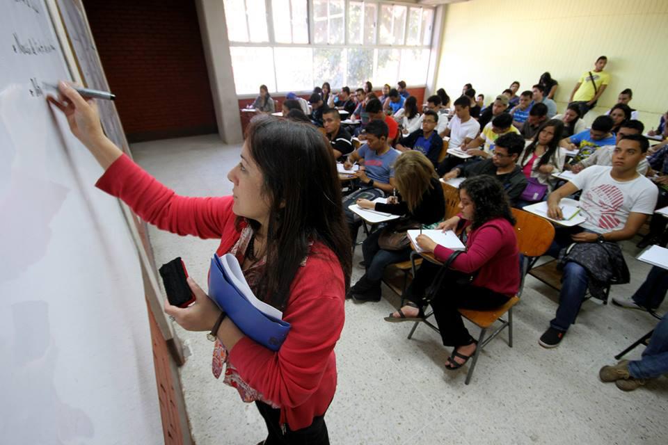 Embajada de Japón ofrece becas para maestros hondureños