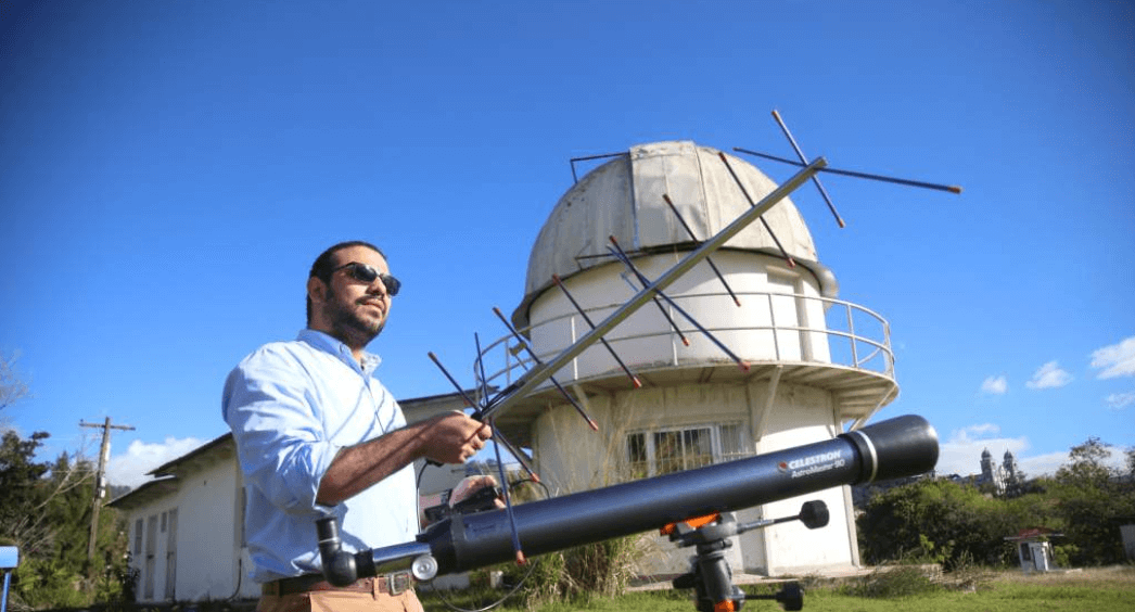 Fernando Zorto, hondureño dirige proyecto del satélite Morazán