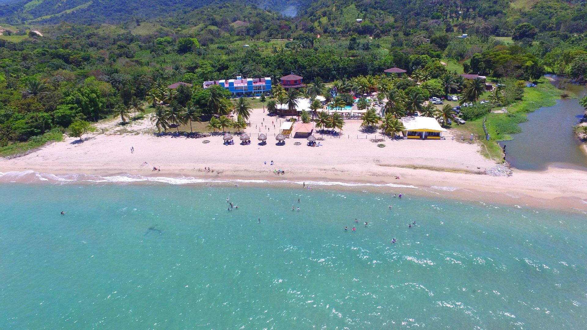 Banana Beach Resort, un escape tropical en Trujillo, Honduras