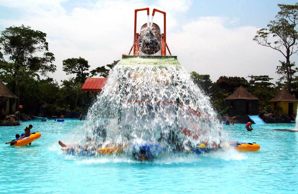 Parque acuático Water Jungle, diversión acuática en la selva