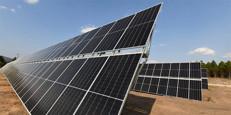 Zamorano inaugura la segunda fase de su parque fotovoltaico 
