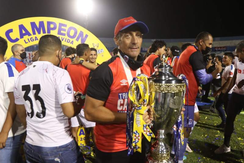 Olimpia se corona tricampeón de la Liga Nacional de Honduras