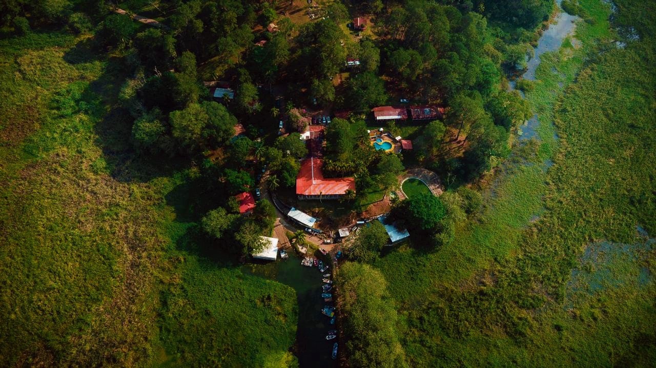 Cabañas Agua Azul, un lugar en medio del bosque del Lago Yojoa