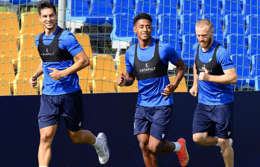 Hondureño Anthony Lozano inicia pretemporada con el Cádiz