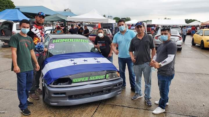 Hondureño Leonardo Castillo gana segundo lugar en Guerra de Motores