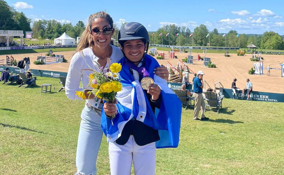 Lenir Pérez Facussé consigue plata en campeonato de salto juvenil