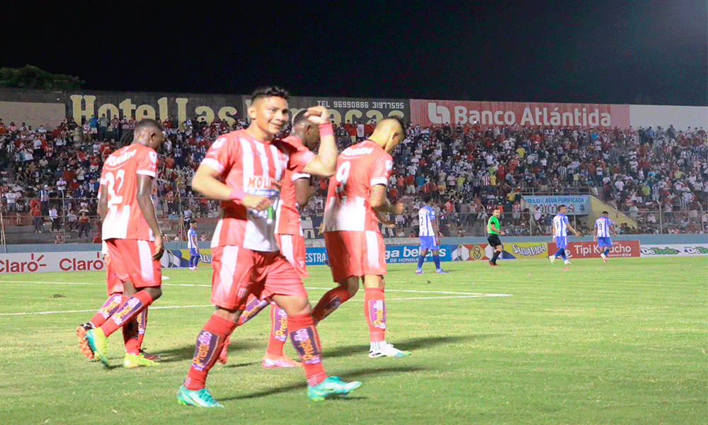 Vida hunde al Victoria en el clásico ceibeño del Apertura 2021