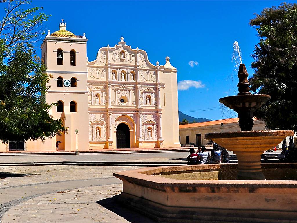 Catedral de Comayagua es la ganadora del concurso del Bicentenario