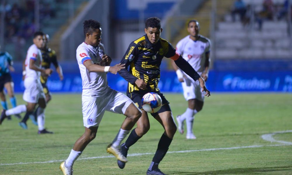 Olimpia empata sobre la hora en el clásico frente a Real España