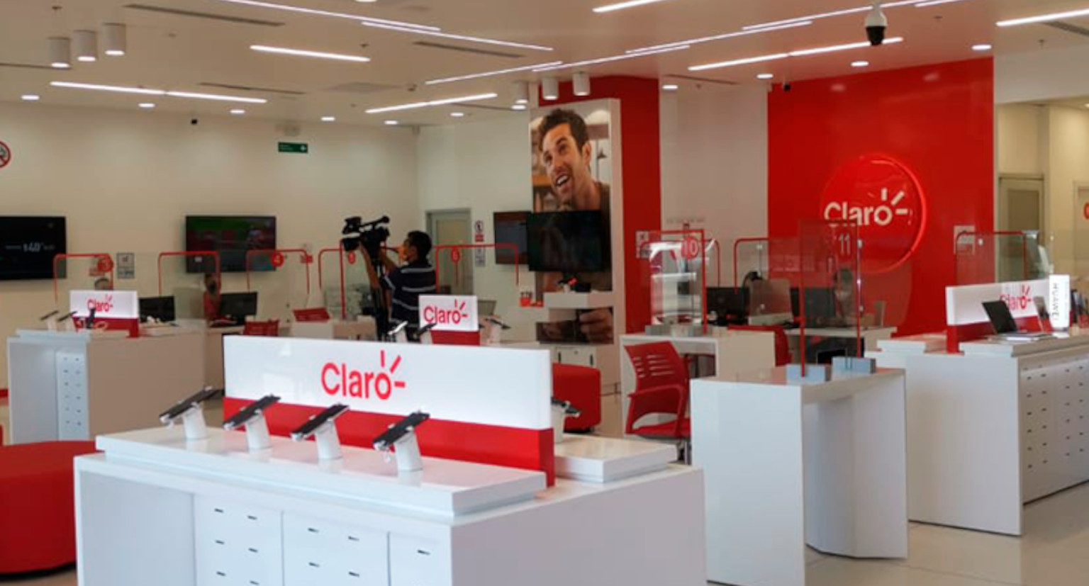 Conoce la nueva tienda Claro en Plaza Paseo Próceres