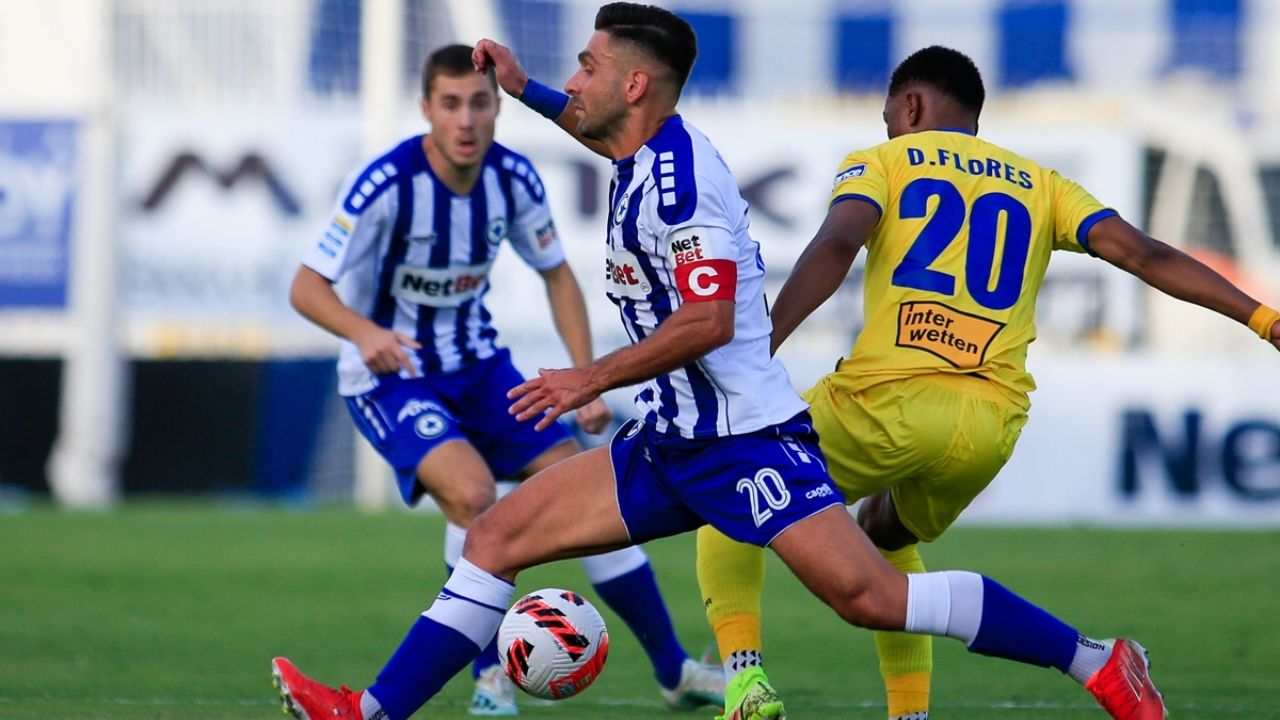 Deiby Flores hace su debut en la Super Liga de Grecia con el Panetolikos