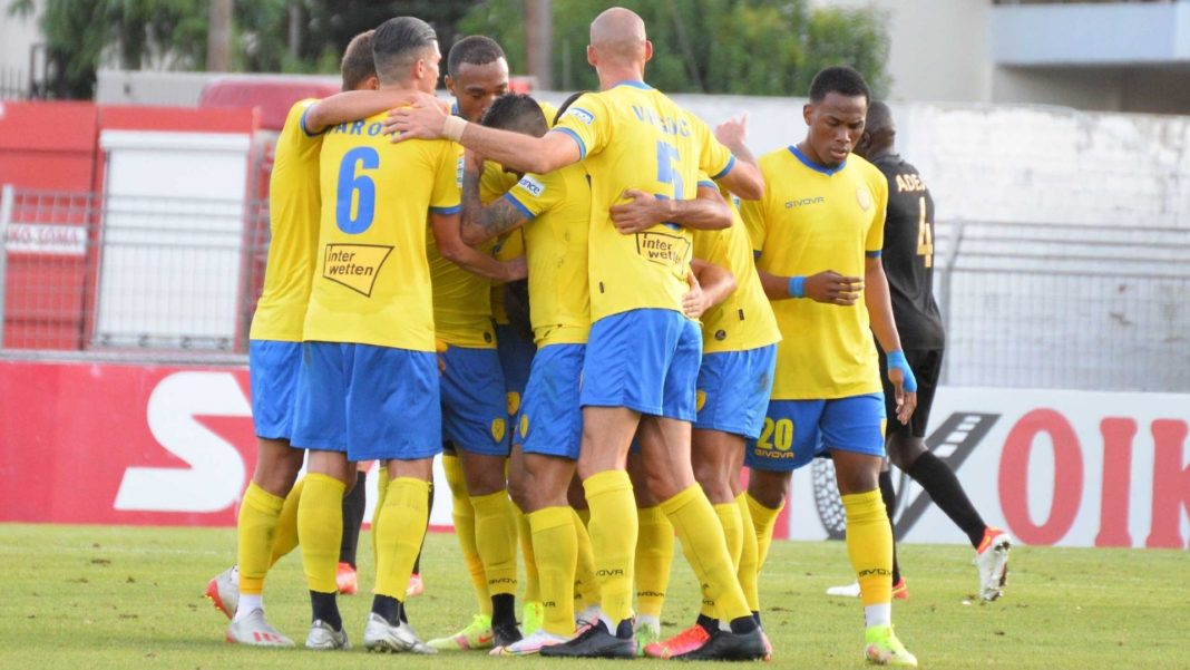 Tercer partido de titular de Deiby Flores con el Panetolikos de Grecia