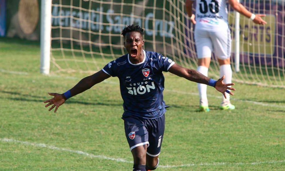 Noveno gol de Rubilio Castillo con el Royal Pari de Bolivia