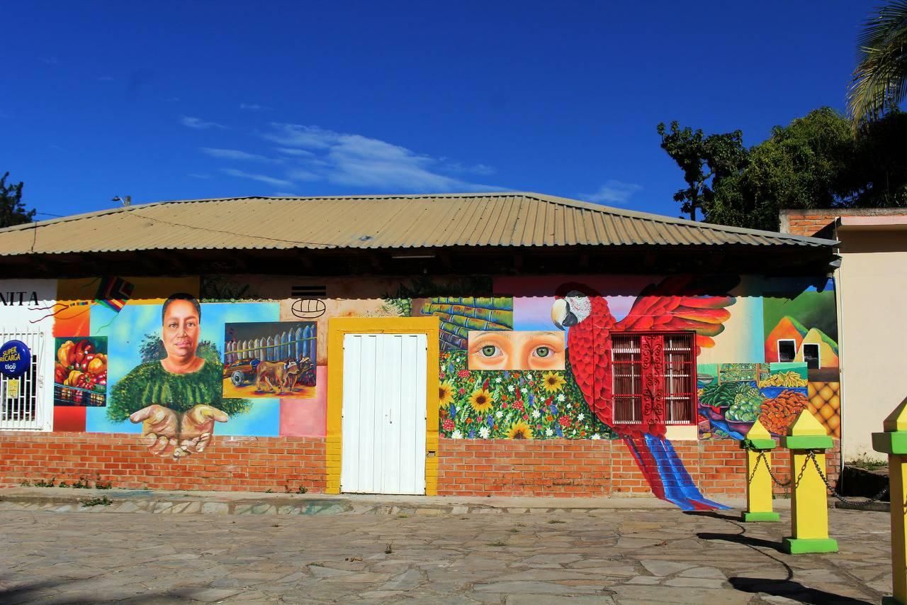Finaliza el primer encuentro muralista en Talanga