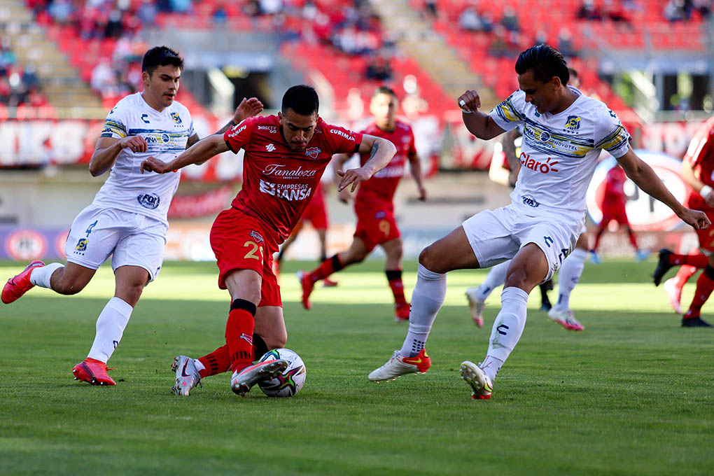 Denil Maldonado marca su primer gol con el Everton de Chile