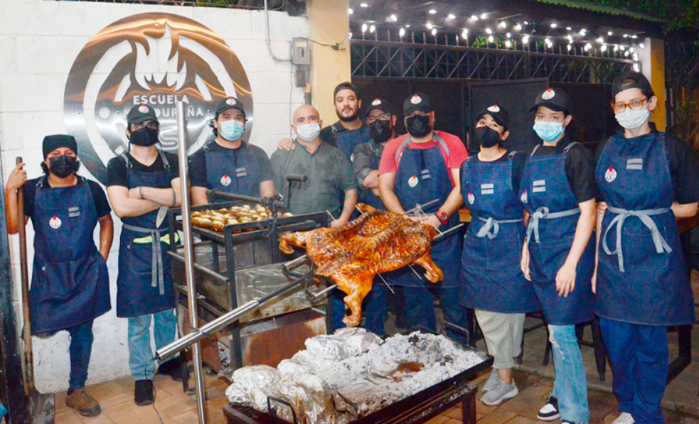 Inauguran la Escuela Hondureña de Parrilleros