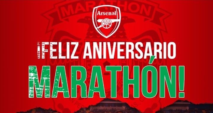 Arsenal de Inglaterra felicita al Marathón por su 96 aniversario