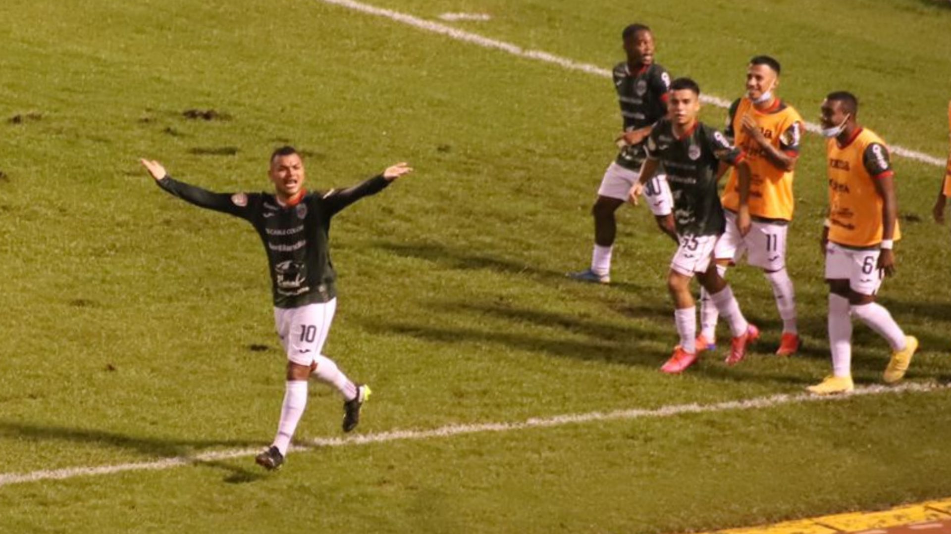 Marathón vence por la mínima a Olimpia en el clásico de ida del repechaje