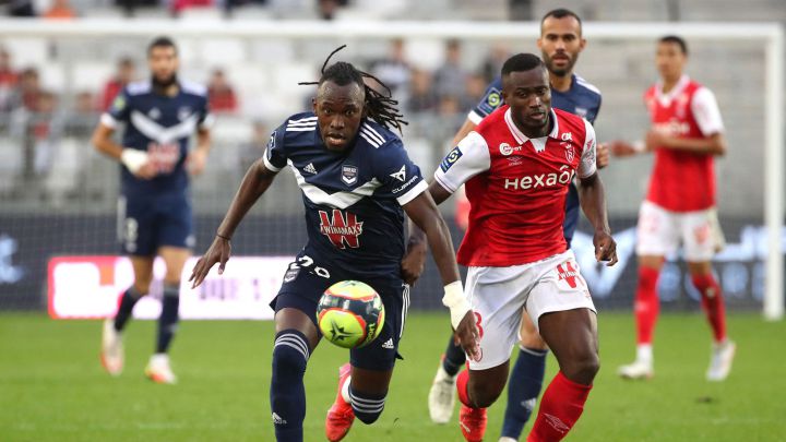 Alberth Elis se prepara para el partido ante el PSG en la Ligue 1