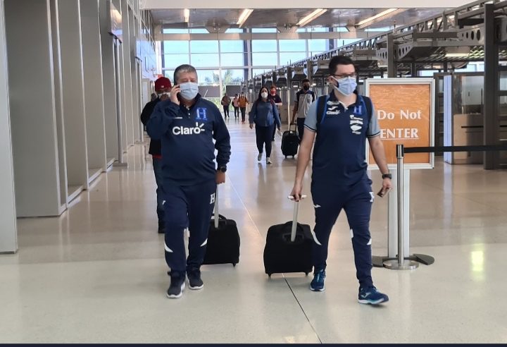 Selección de Honduras llega a Fort Lauderdale pensando en Colombia