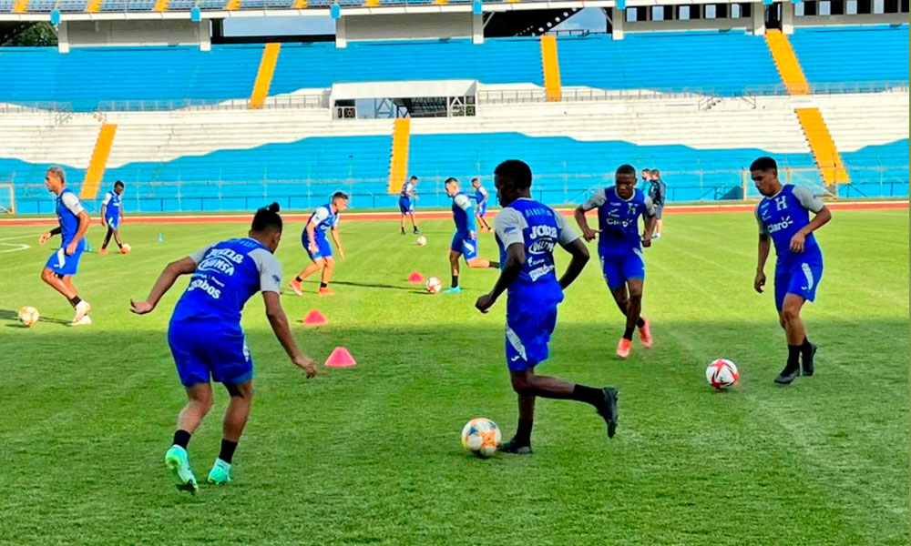 Selección de Honduras inicia microciclo para amistoso ante a Colombia