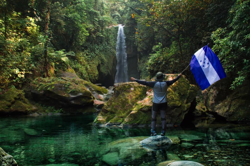 Río Zacate en Pico Bonito