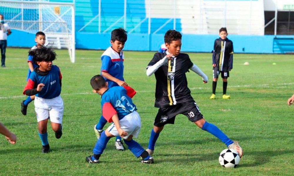 Realizan con éxito torneo de fútbol infantil «Chelato Uclés» en Tegucigalpa