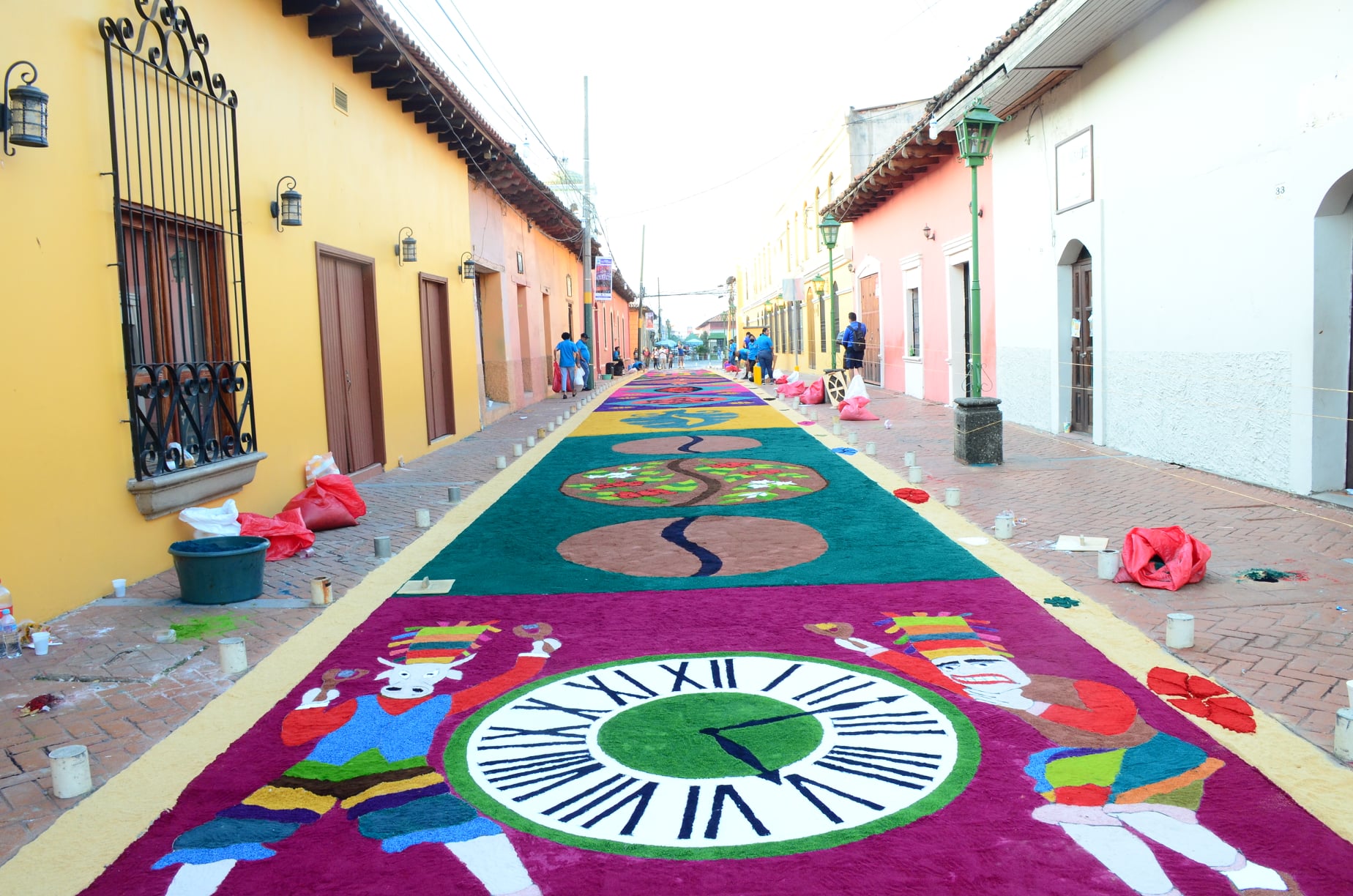 Comayagua se llenó de coloridas alfombras esta Semana Santa