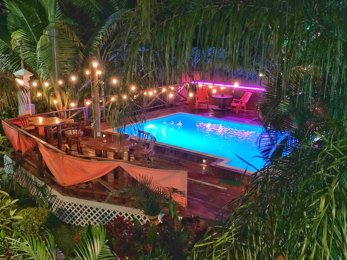 Villa Beach House, estadía tropical en la Ceiba