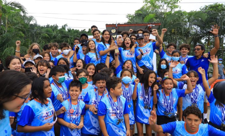 Delfines Sampedranos se coronan campeones de la Copa Internacional