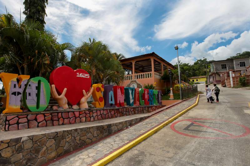 San Vicente Centenario, un rincón colonial de Santa Bárbara