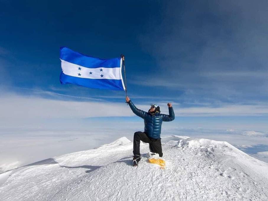 Forbes destacó a Ronald Quintero por su triunfo en El Everest