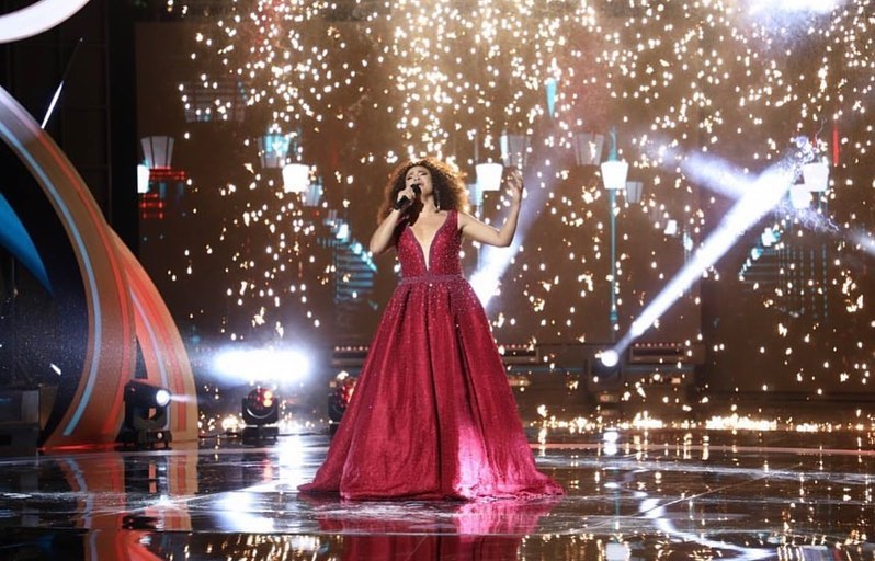 Cesia Sáenz volvió a brillar en el séptimo concierto de La Academia