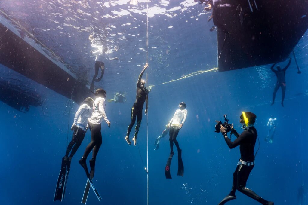 Roatán realiza con éxito el Campeonato Mundial de Buceo Libre