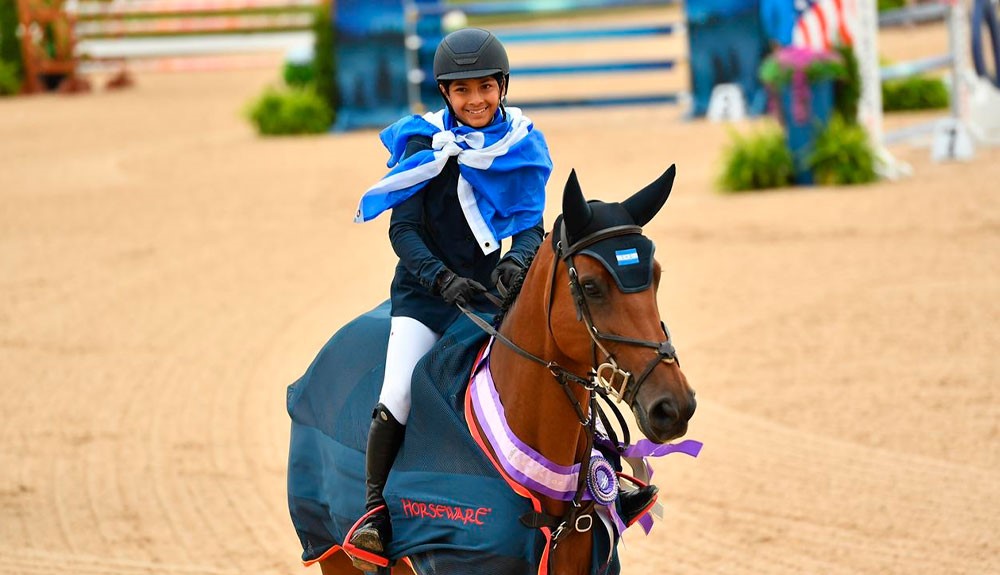 Lenir Pérez gana plata en torneo juvenil de Estados Unidos y Canadá