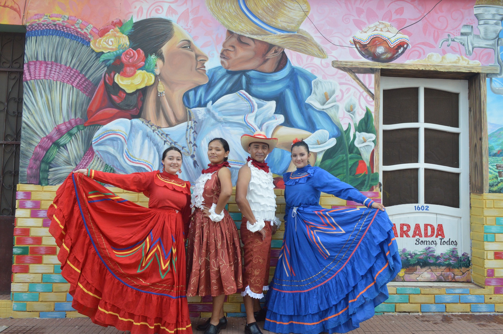 Telemundo destaca Encuentro Muralista de Arada, Santa Bárbara