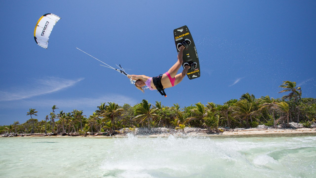 Camp Bay Lodge, un paradisíaco destino en Roatán para hacer KiteSurf