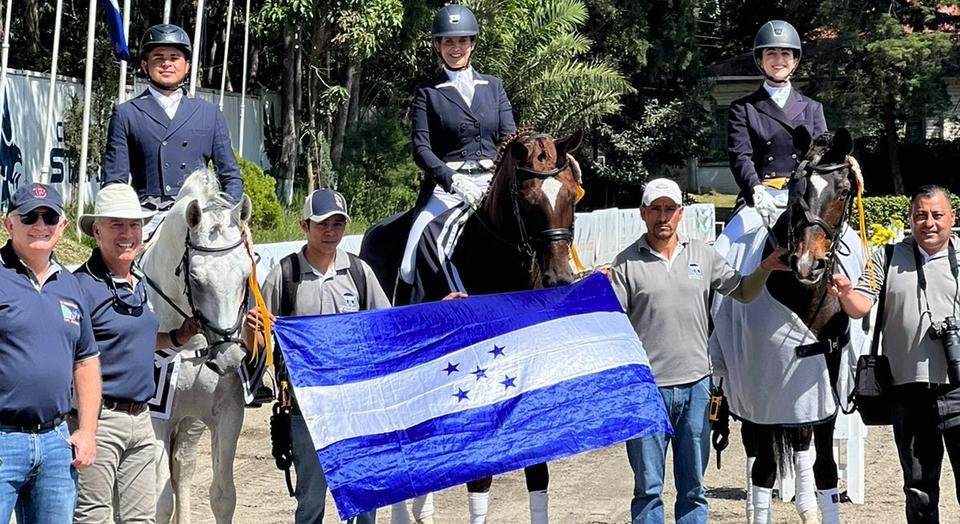 Karen Atala consigue tercer lugar en festival centroamericano de ecuestre