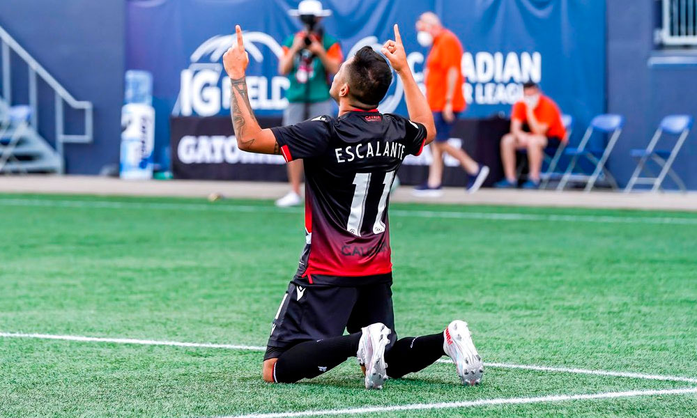 José Escalante en el Equipo del Año de la Canadian Premier League