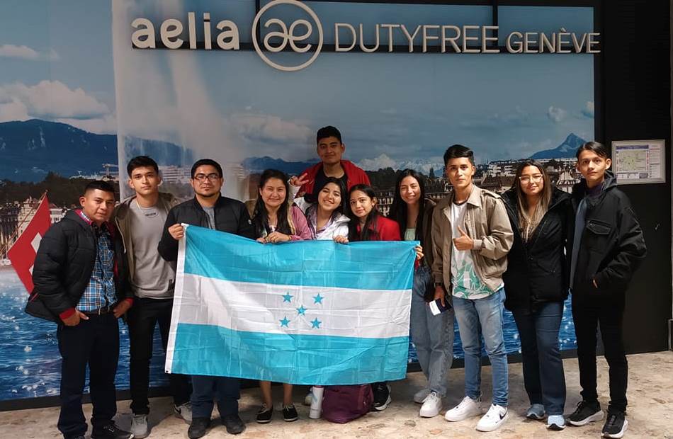 Hondureños participan en Mundial de Robótica First Global Challenge