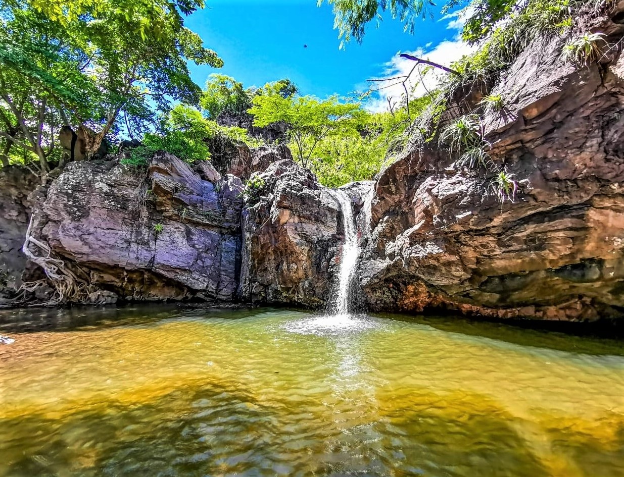 Cascada de Combalina, un aventura por Orocuina